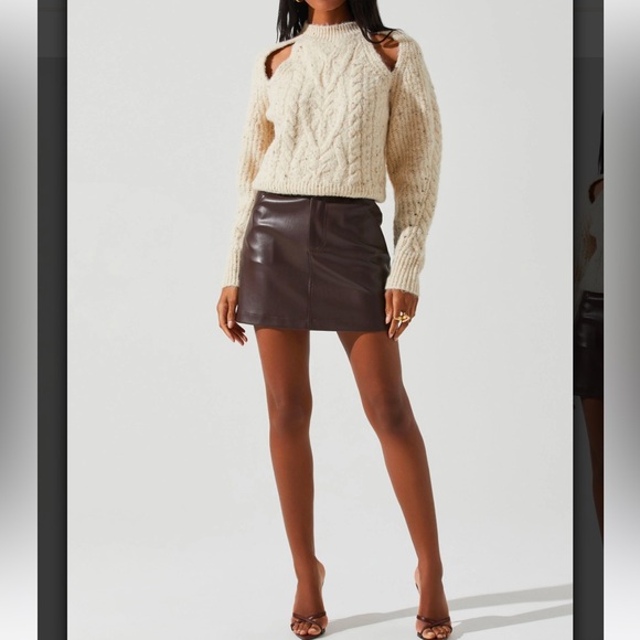 ASTR The Label Natalie Cable-Knit Cold-Shoulder Sweater Size XL NWT - Picture 2 of 10